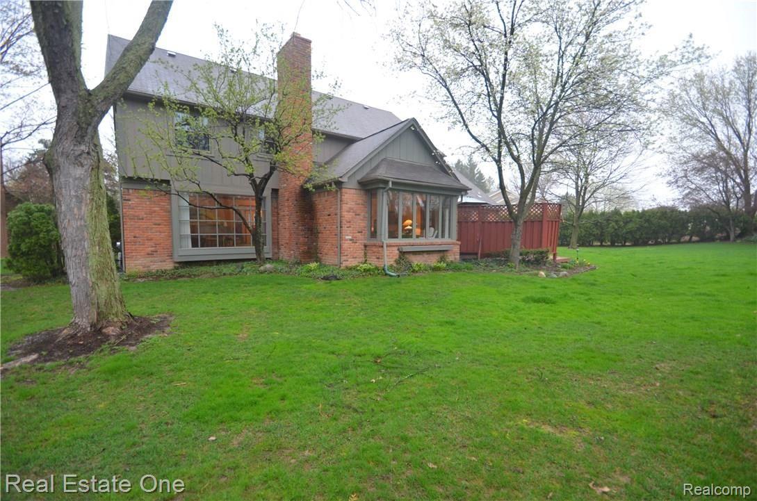 1007 Hidden Lane Rochester, MI 48309 - Photo 61 of 61 DSC_0160.JPG
