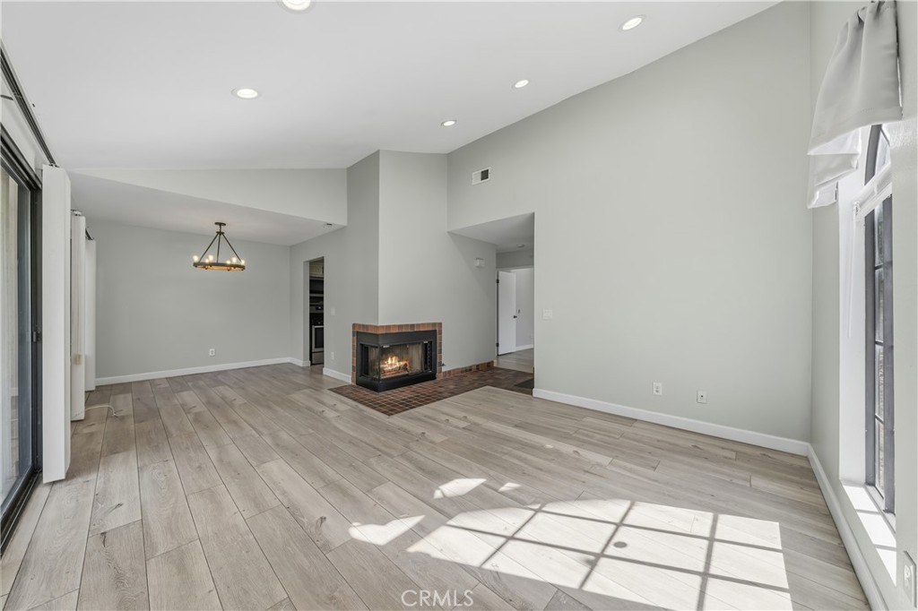 600 Central Avenue, Unit 376 Riverside, CA 92507 - Photo 2 of 27