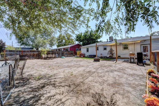 $329,000 | 1039 East Aspen Avenue, Fruita, CO 81521