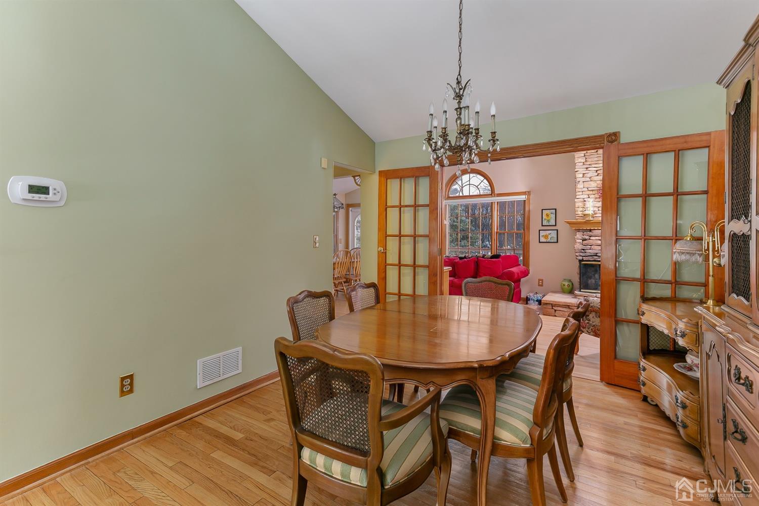 39 Corona Road East Brunswick, NJ 08816 - Photo 17 of 49 Gallery Image 17
