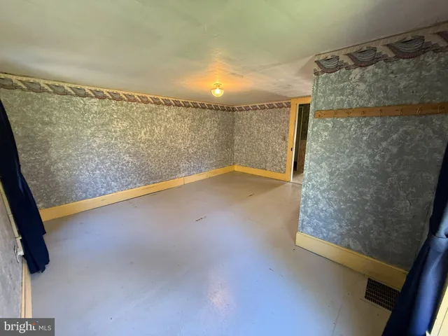 $99,900 | 242 Trout Lane, Ebensburg, PA 15931