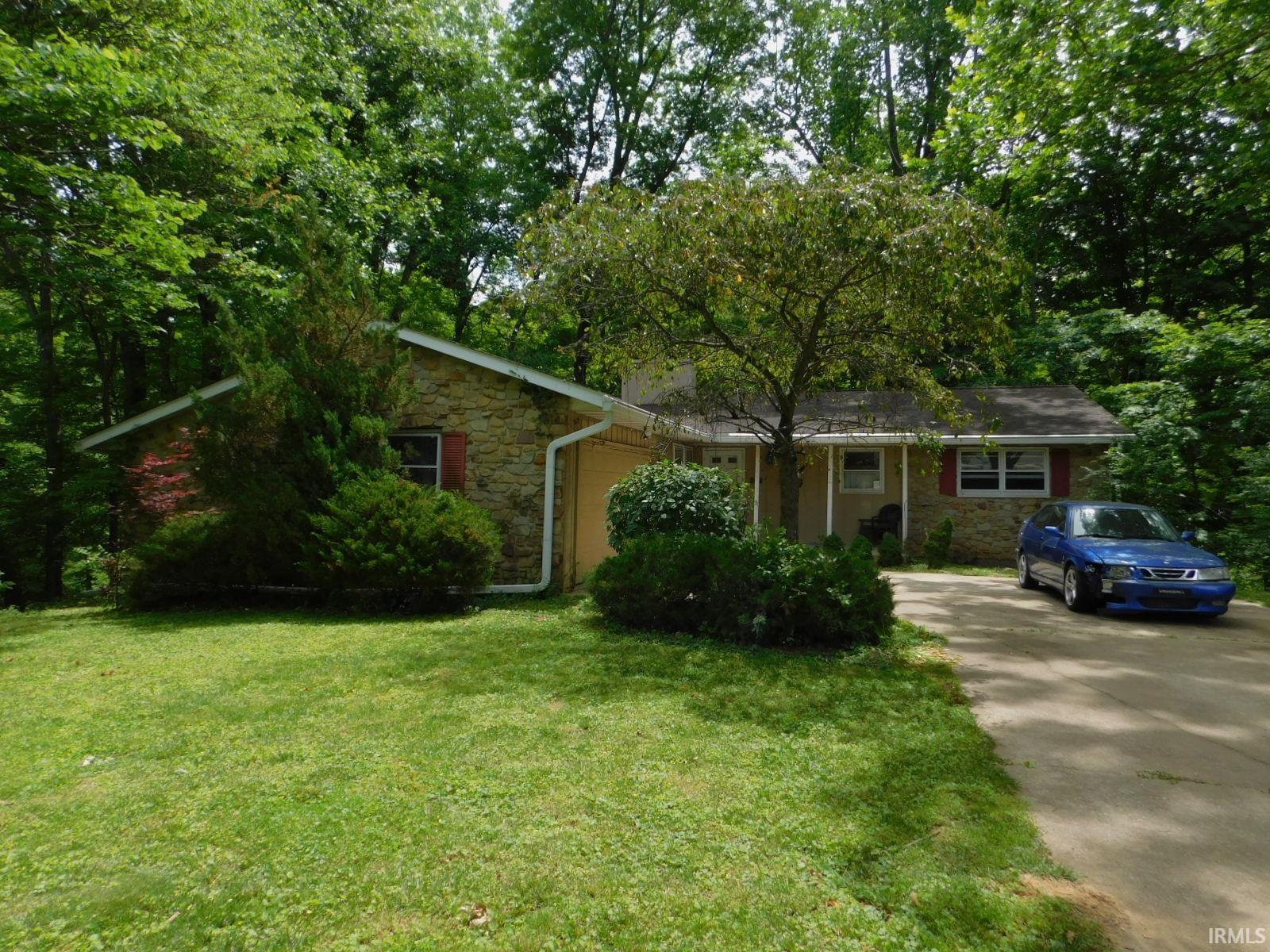 610 North Park Ridge Road Bloomington, IN 47408 - Photo 3 of 24