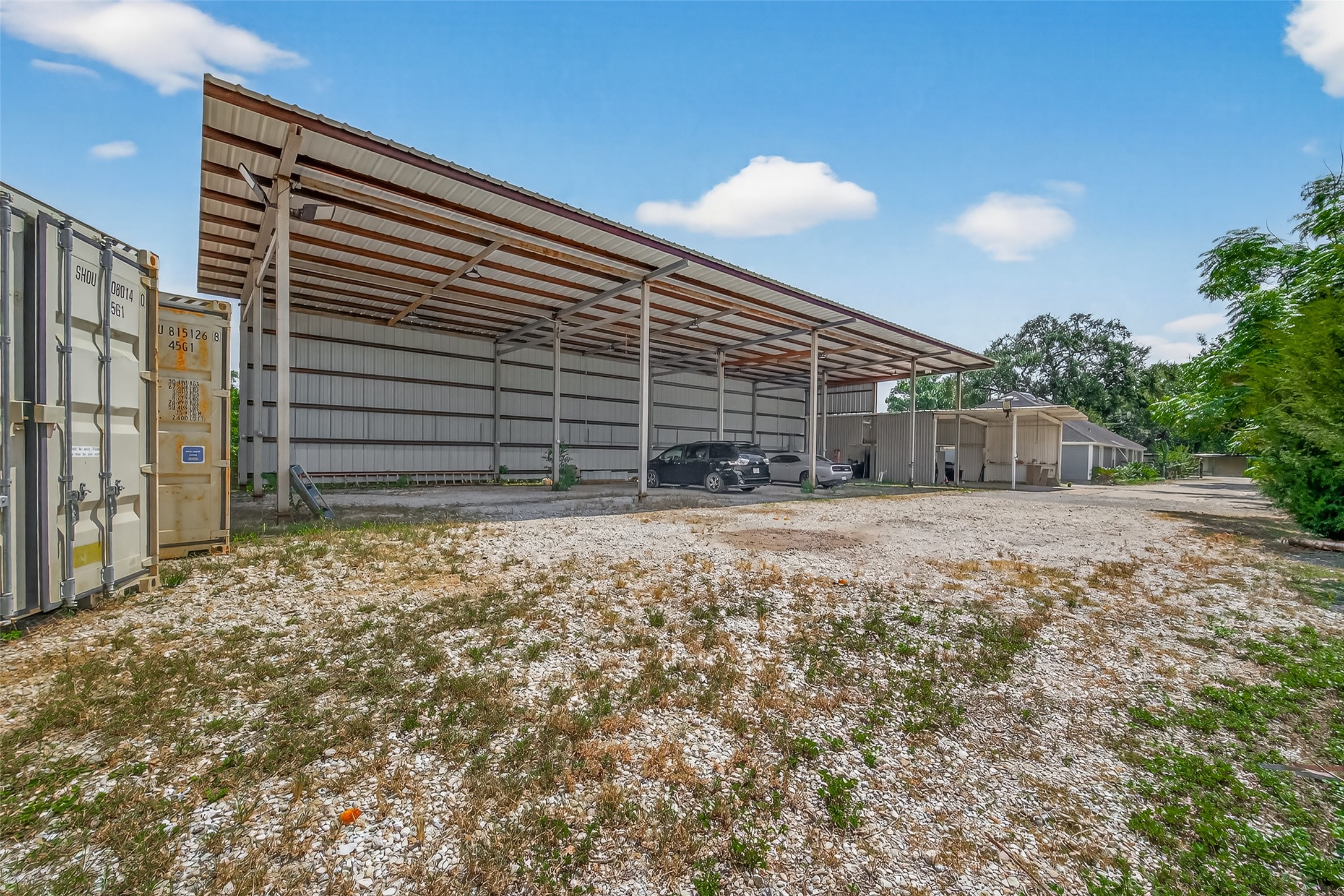 4917 Sycamore Avenue Pasadena, TX 77503 - Photo 43 of 46 a view of a house with a yard