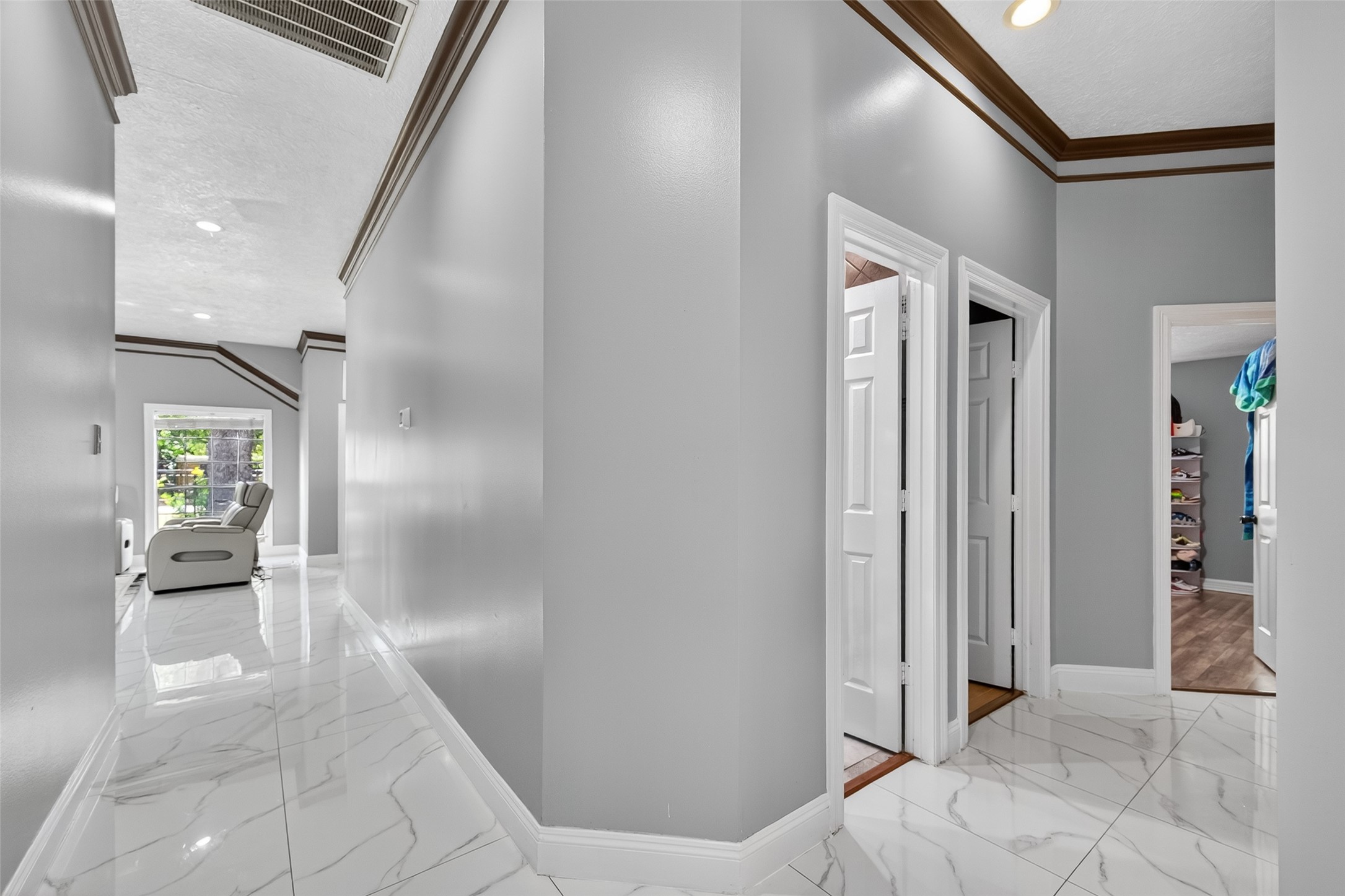 4917 Sycamore Avenue Pasadena, TX 77503 - Photo 7 of 46 a view of livingroom with furniture