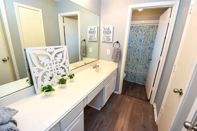 $7,000 | 11007 Shumard Oak Court, Houston, TX 77065