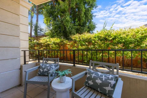 $1,465,000 | 107 El Camino Real, Unit 104, Burlingame, CA 94010