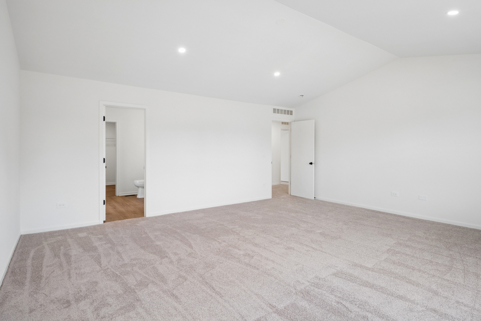 3412 Harms Road Joliet, IL 60435 - Photo 18 of 37 Gallery Image 18