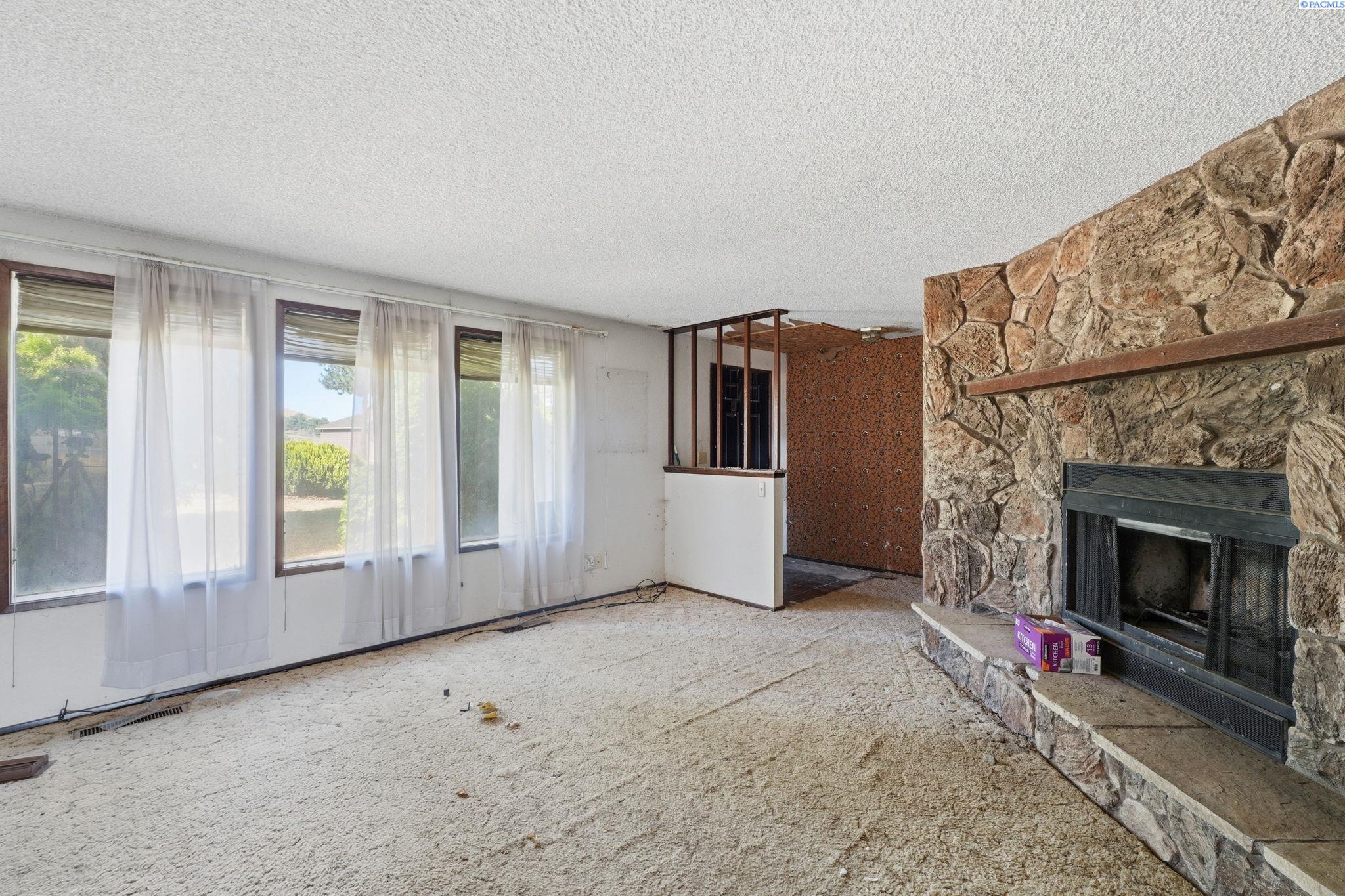 231 Mata Road Kennewick, WA 99338 - Photo 4 of 23 Gallery Image 4