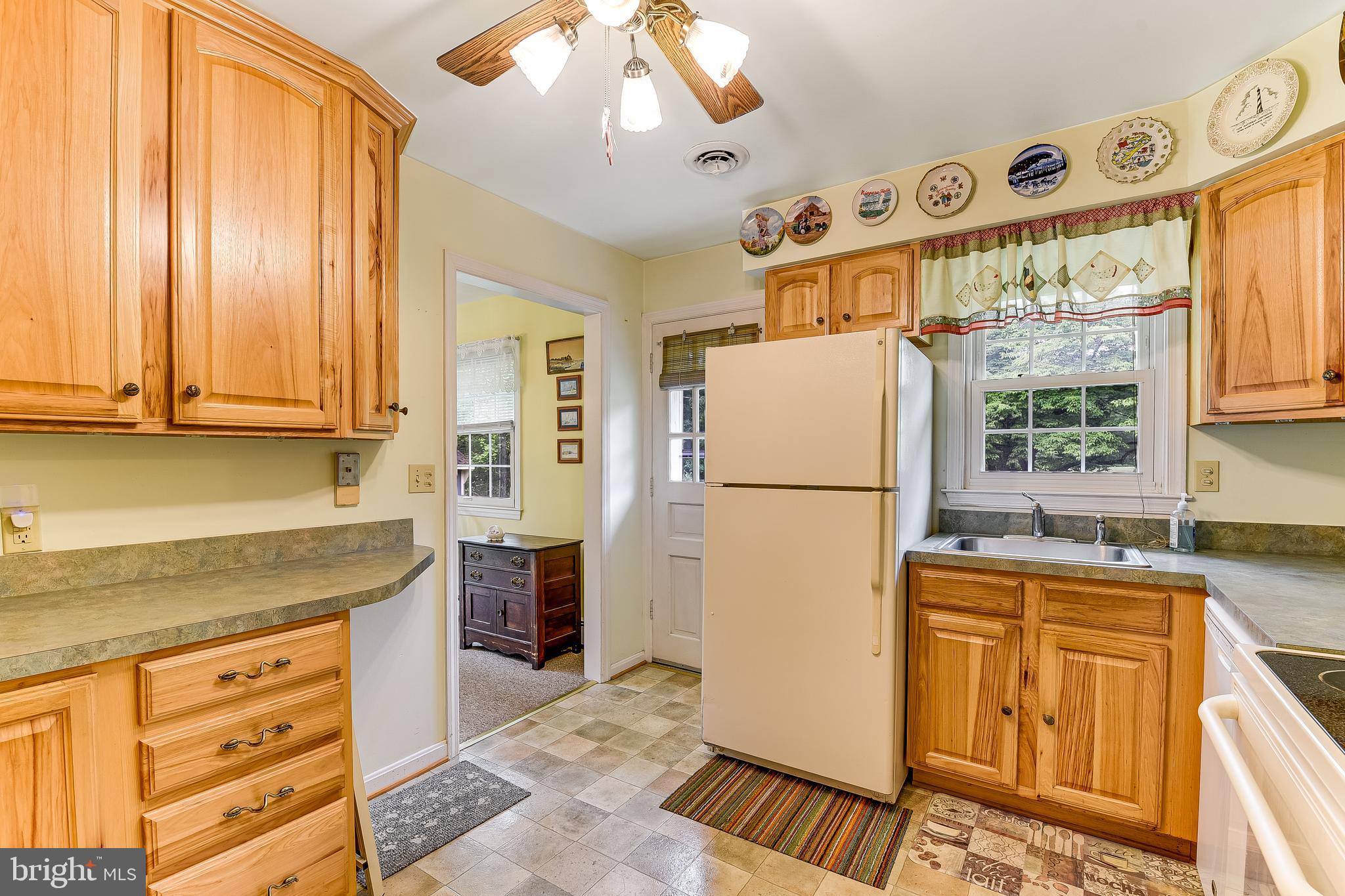 8410 WB&A Road Severn, MD 21144 - Photo 13 of 33 kitchen