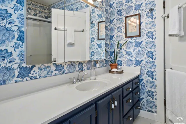 $425,000 | 2208 Massachusetts Street, Lawrence, KS 66046