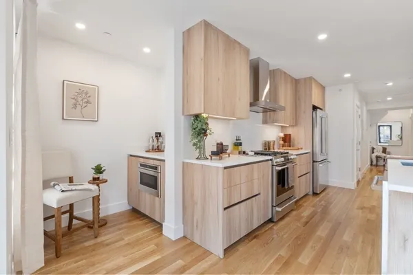 $4,900 | 6 Gen Devine Way, Unit 1, Boston, MA 02127