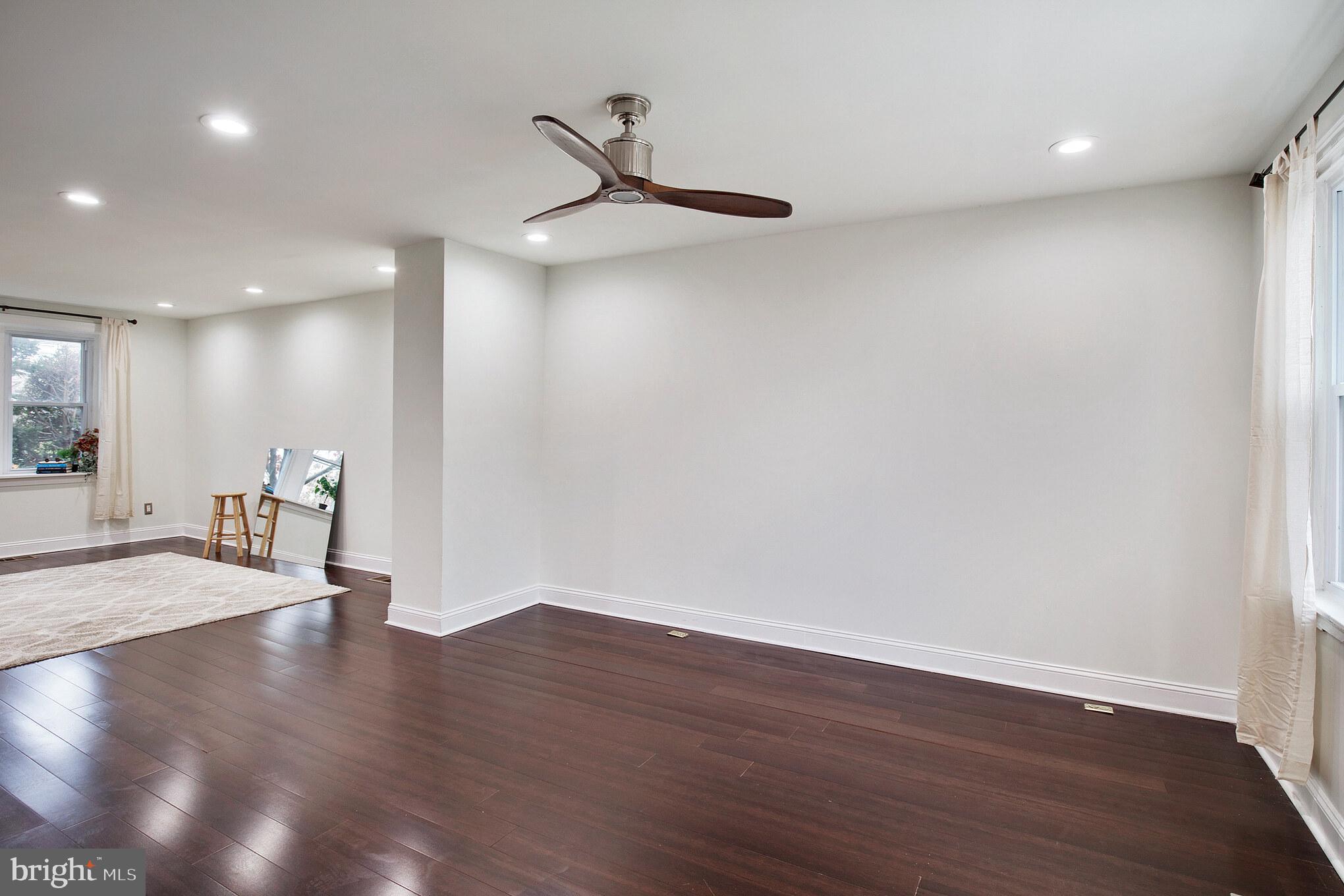 648 Kenmore Road Philadelphia, PA 19151 - Photo 13 of 36 Dining Area