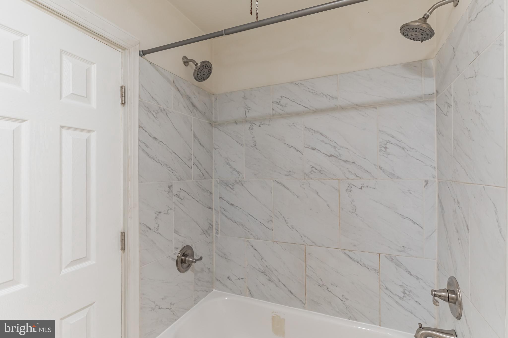 648 Kenmore Road Philadelphia, PA 19151 - Photo 30 of 36 Bathroom
