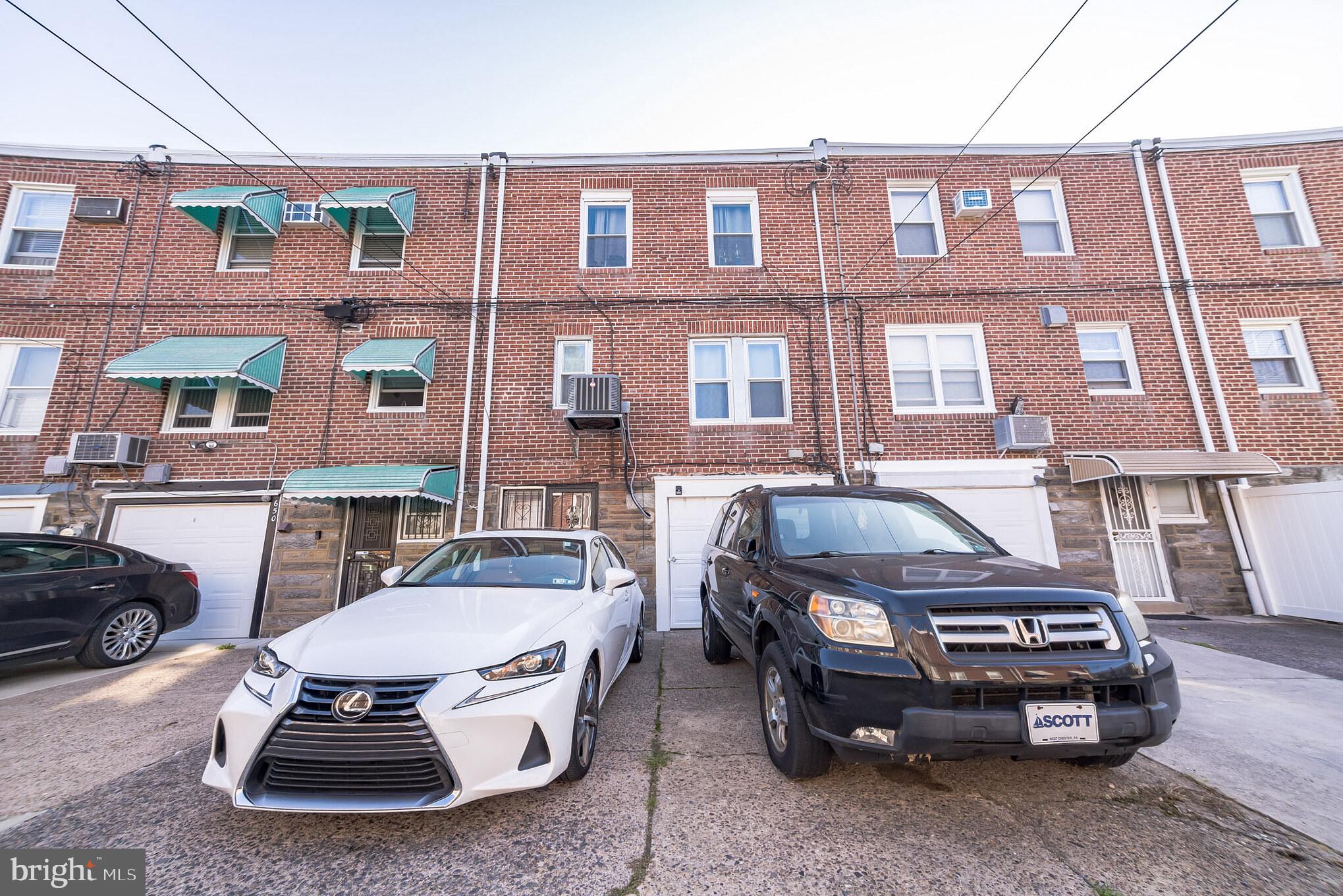 648 Kenmore Road Philadelphia, PA 19151 - Photo 31 of 36 Exterior Back