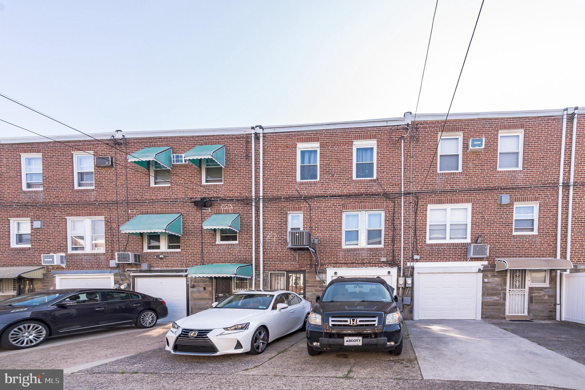 648 Kenmore Road Philadelphia, PA 19151 - Photo 32 of 36 Exterior Back
