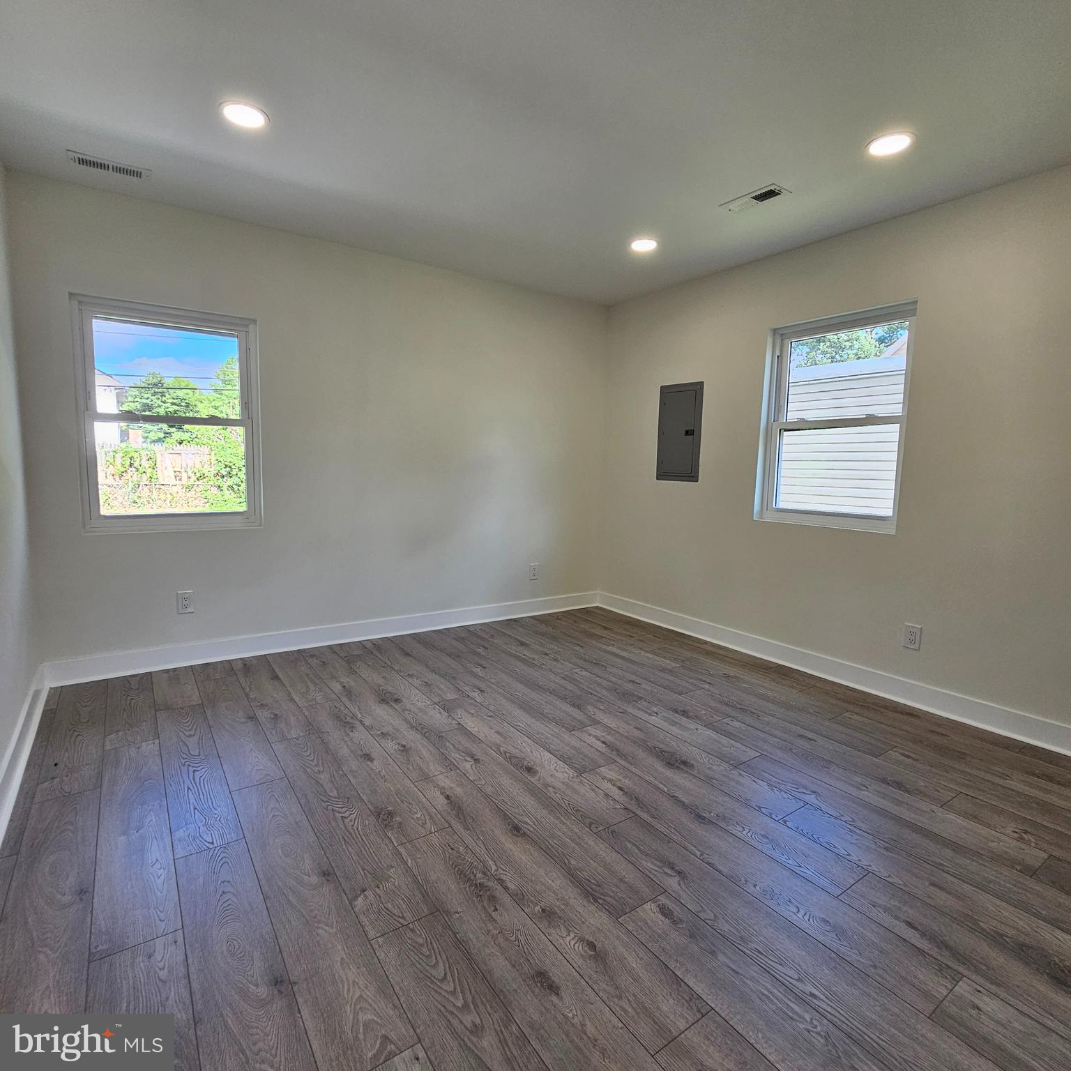 9215 Andover Road Philadelphia, PA 19114 - Photo 18 of 28