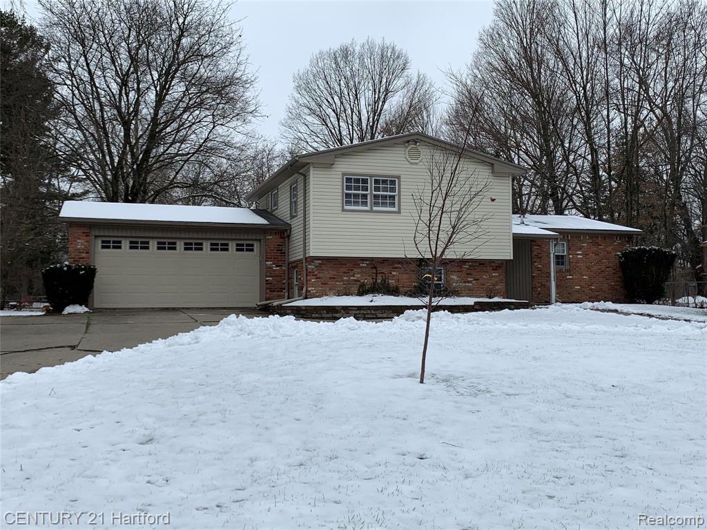 23895 Gill Road Farmington, MI 48335 - Photo 36 of 41