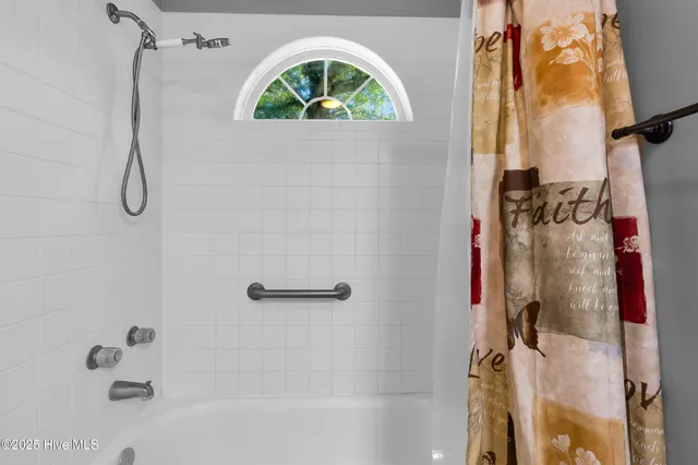 $359,900 | 134 Starlight Drive, Cape Carteret, NC 28584