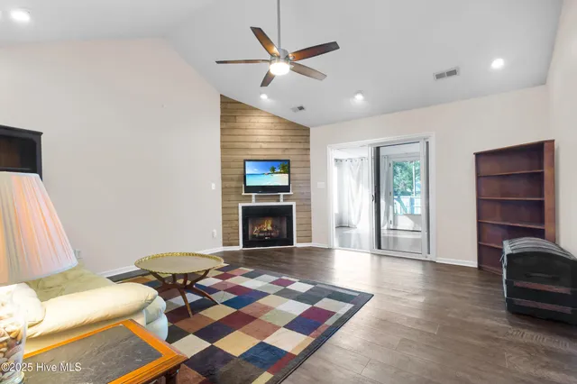 $359,900 | 134 Starlight Drive, Cape Carteret, NC 28584