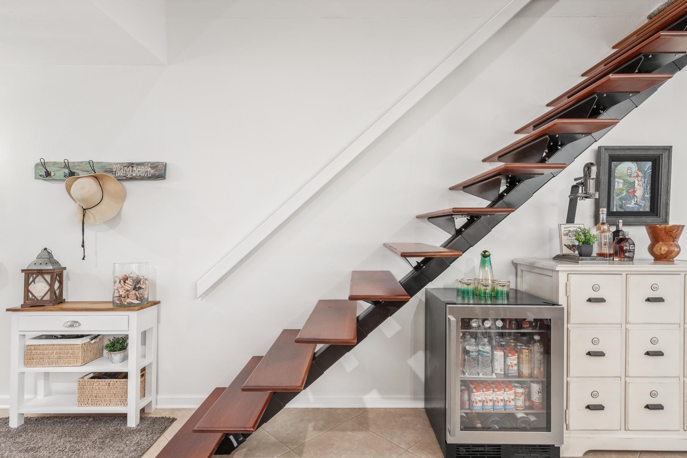 3385 Coastal Highway, Unit 22 St. Augustine, FL 32084 - Photo 17 of 35 a view of entryway and hall