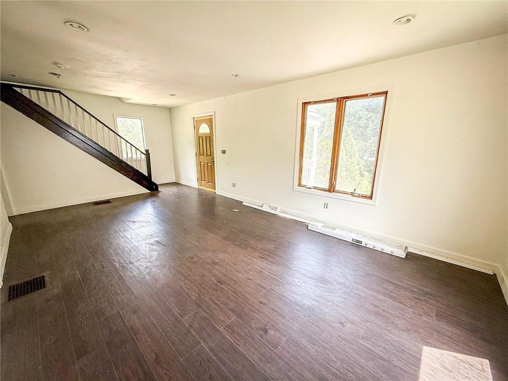 306 Meridian Road Butler, PA 16001 - Photo 8 of 31