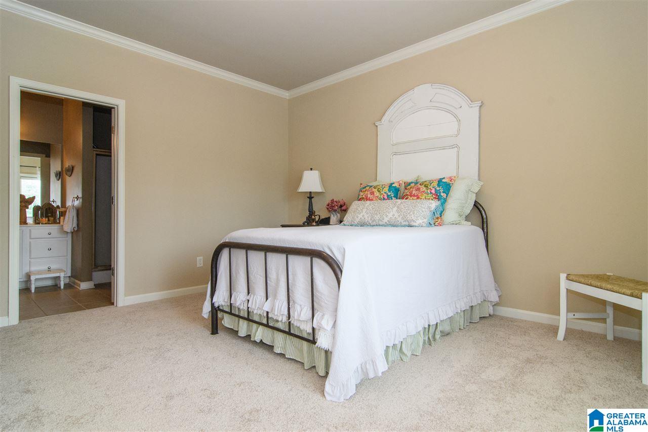 11 Portobello Road, Unit 11 Birmingham, AL 35242 - Photo 15 of 39