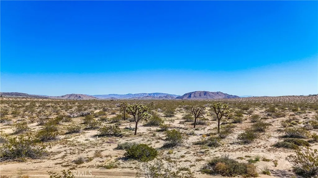 57645 Reche Landers, CA 92285 - Photo 14 of 38 a view of city and mountain
