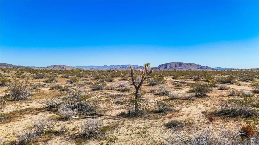 57645 Reche Landers, CA 92285 - Photo 25 of 38 a view of a city