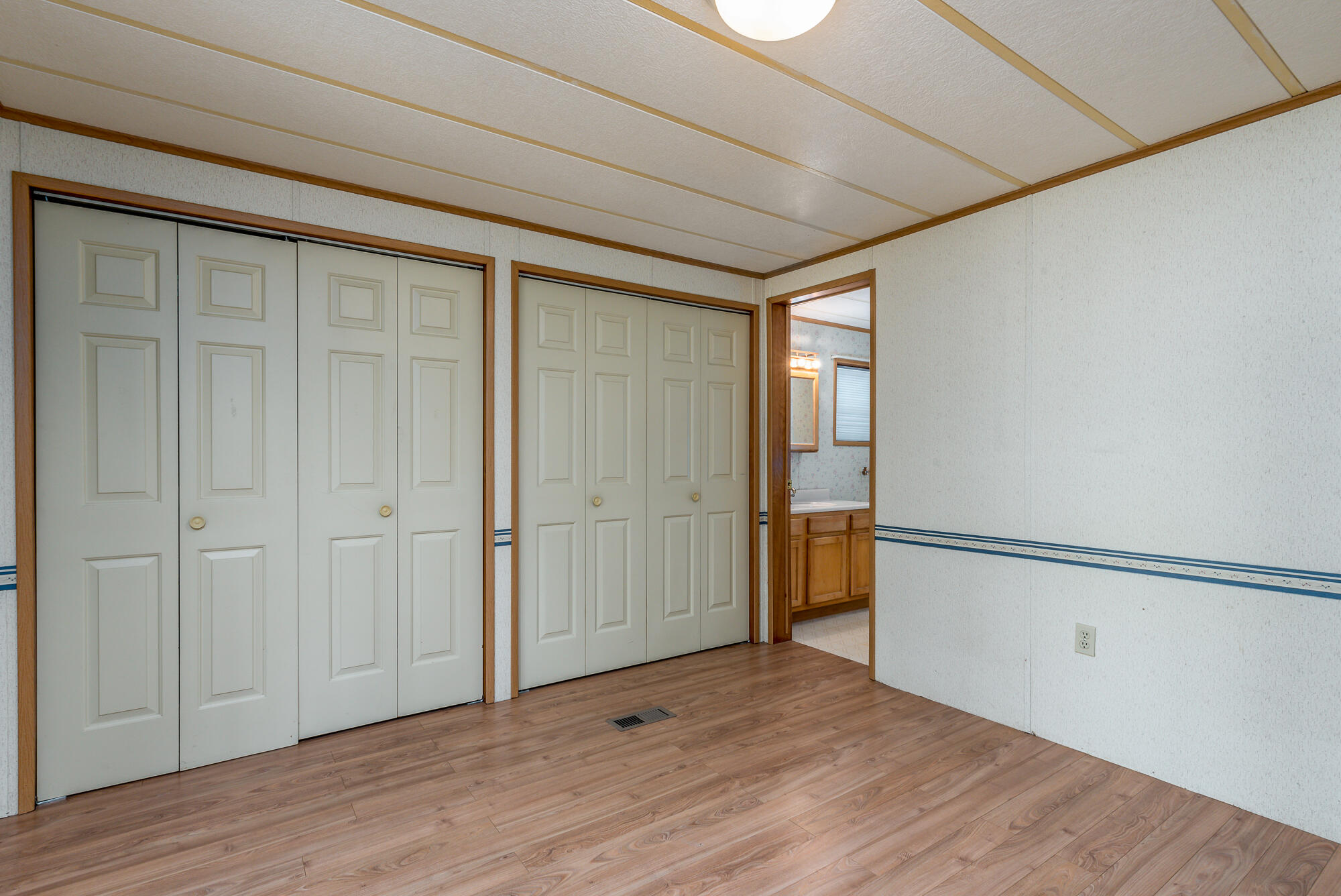 100 Riverside Drive Camden, ME 04843 - Photo 17 of 26 100 Riverside - CarlyZaniboni-13