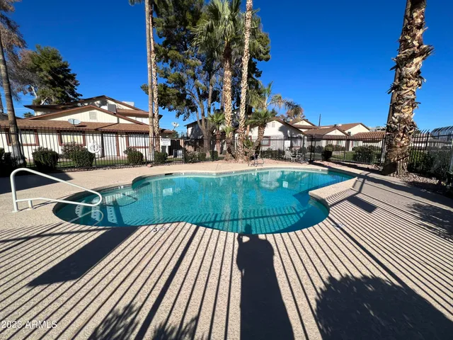 $1,195 | 860 East Brown Road, Unit 24, Mesa, AZ 85203