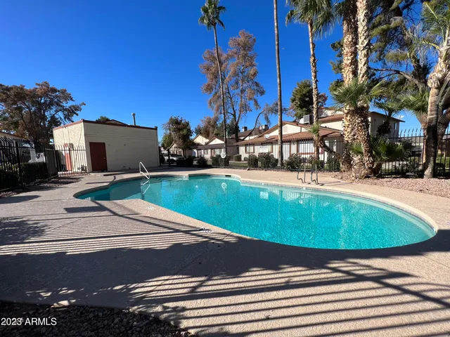 $1,195 | 860 East Brown Road, Unit 24, Mesa, AZ 85203