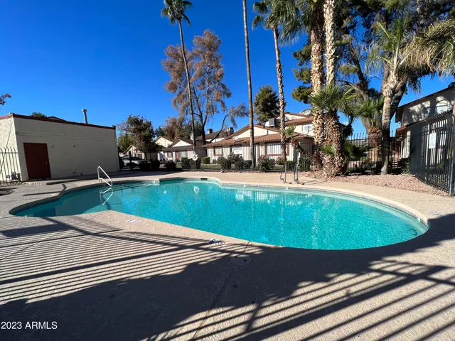 $1,195 | 860 East Brown Road, Unit 24, Mesa, AZ 85203