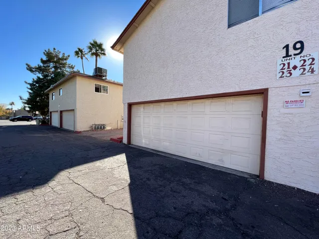$1,195 | 860 East Brown Road, Unit 24, Mesa, AZ 85203