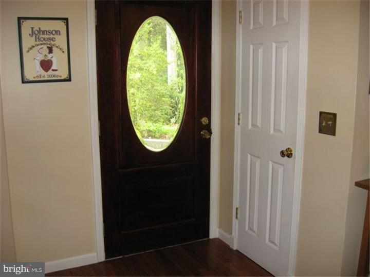 19 Kuzyk Road Cream Ridge, NJ 08514 - Photo 3 of 25 Foyer