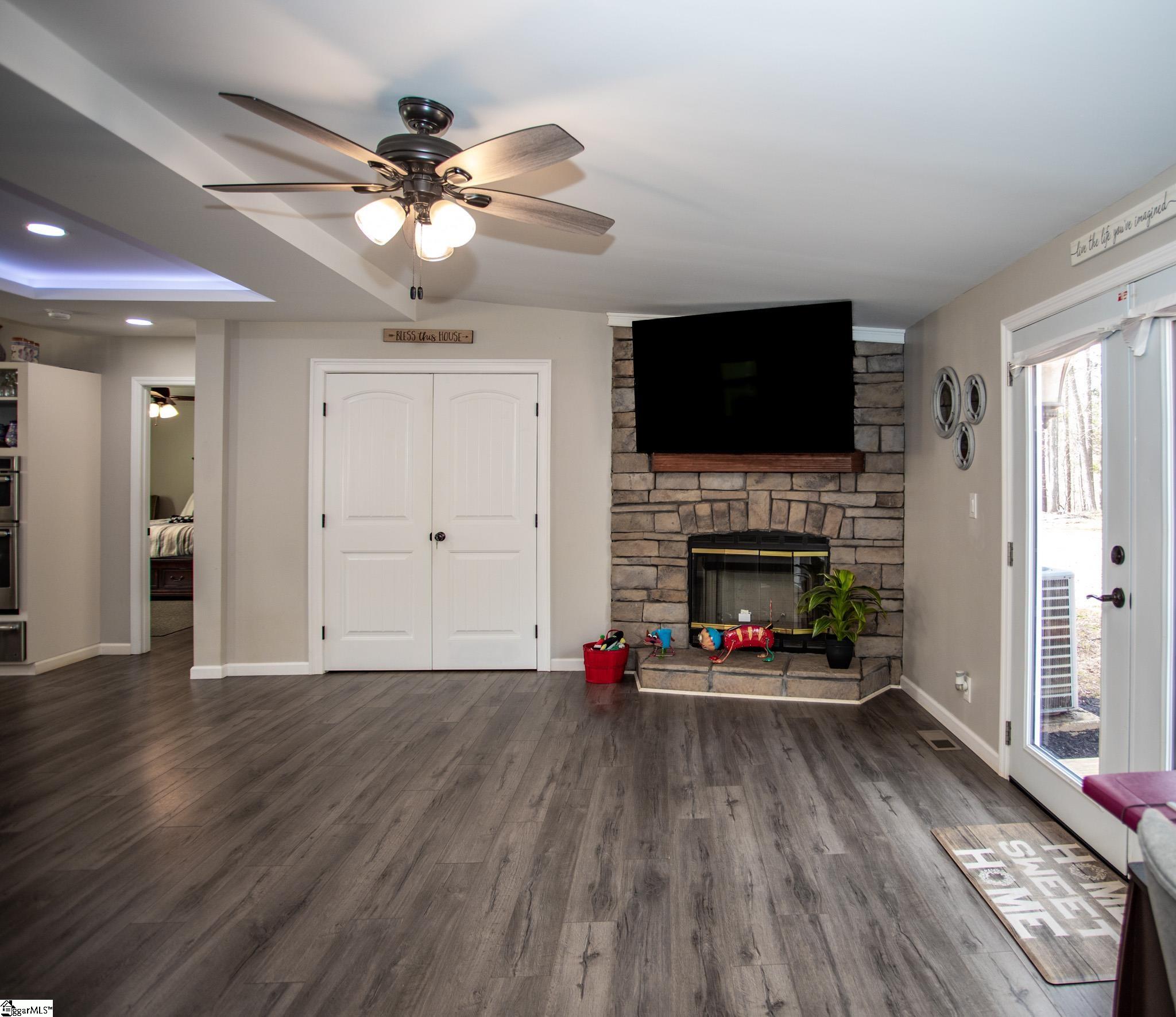 504 New Harrison Bridge Road Simpsonville, SC 29680 - Photo 12 of 34