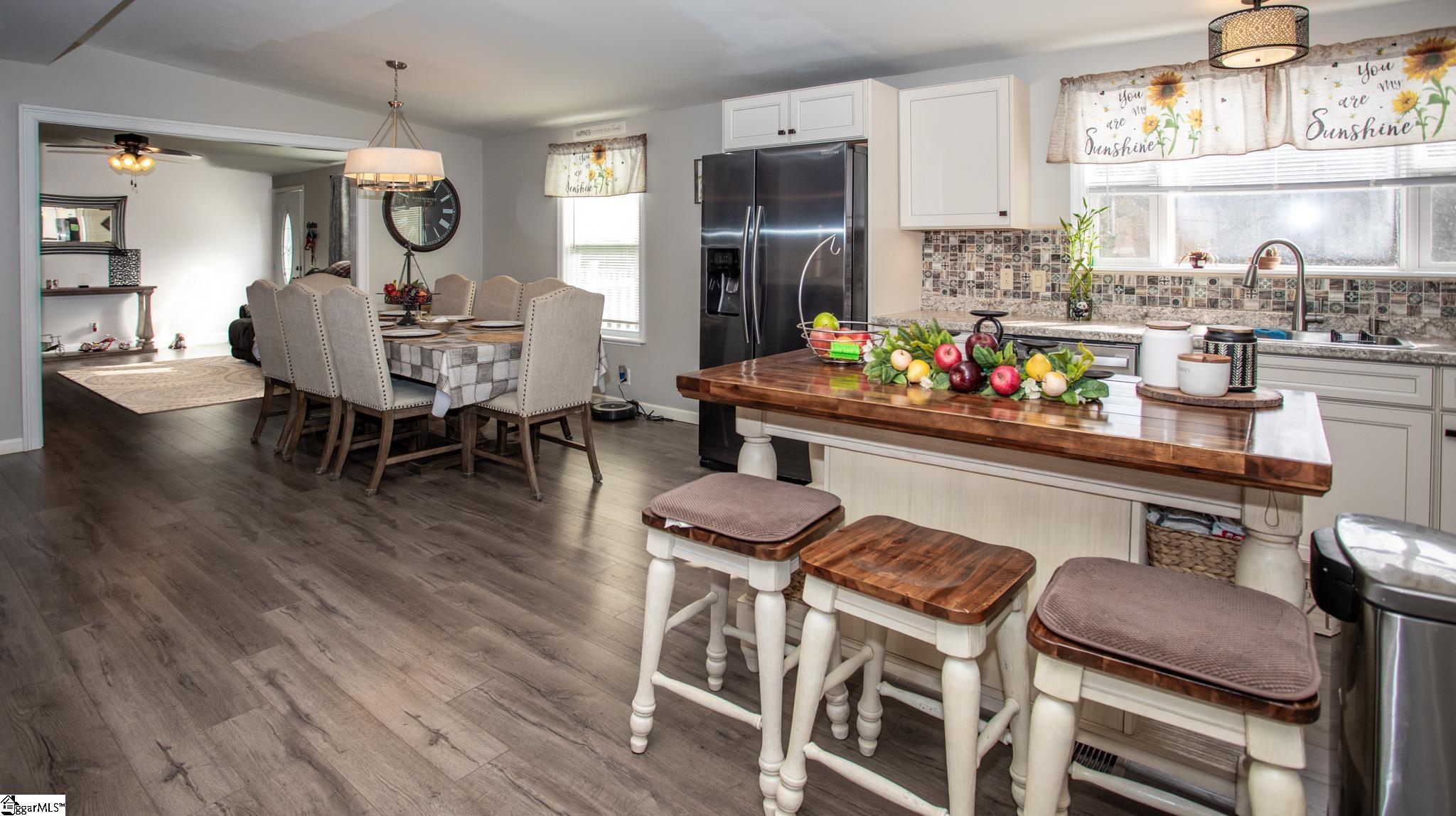 504 New Harrison Bridge Road Simpsonville, SC 29680 - Photo 9 of 34
