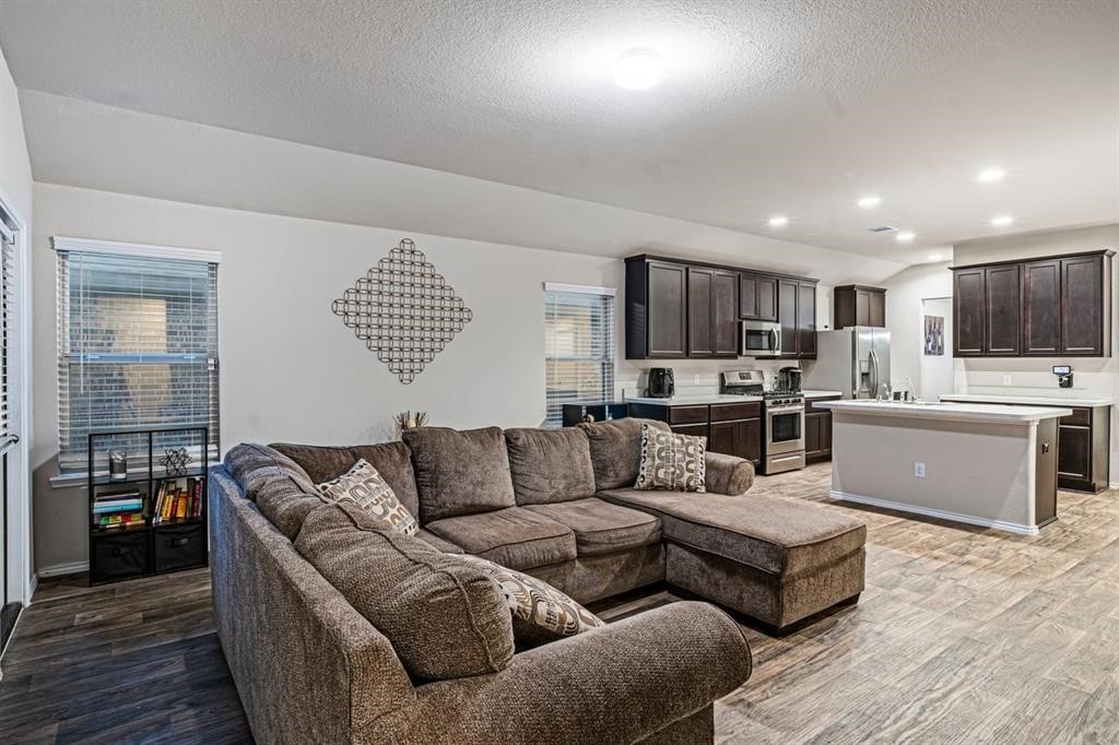 518 Poppy Field Court Rosharon, TX 77583 - Photo 12 of 25