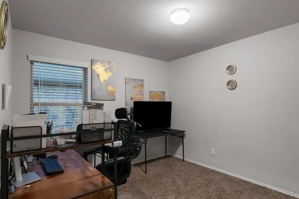 $2,250 | 518 Poppy Field Court, Rosharon, TX 77583