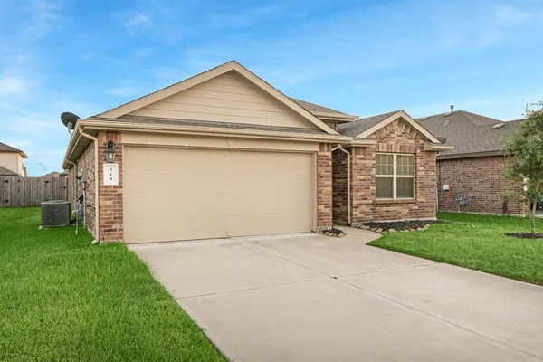 $2,250 | 518 Poppy Field Court, Rosharon, TX 77583