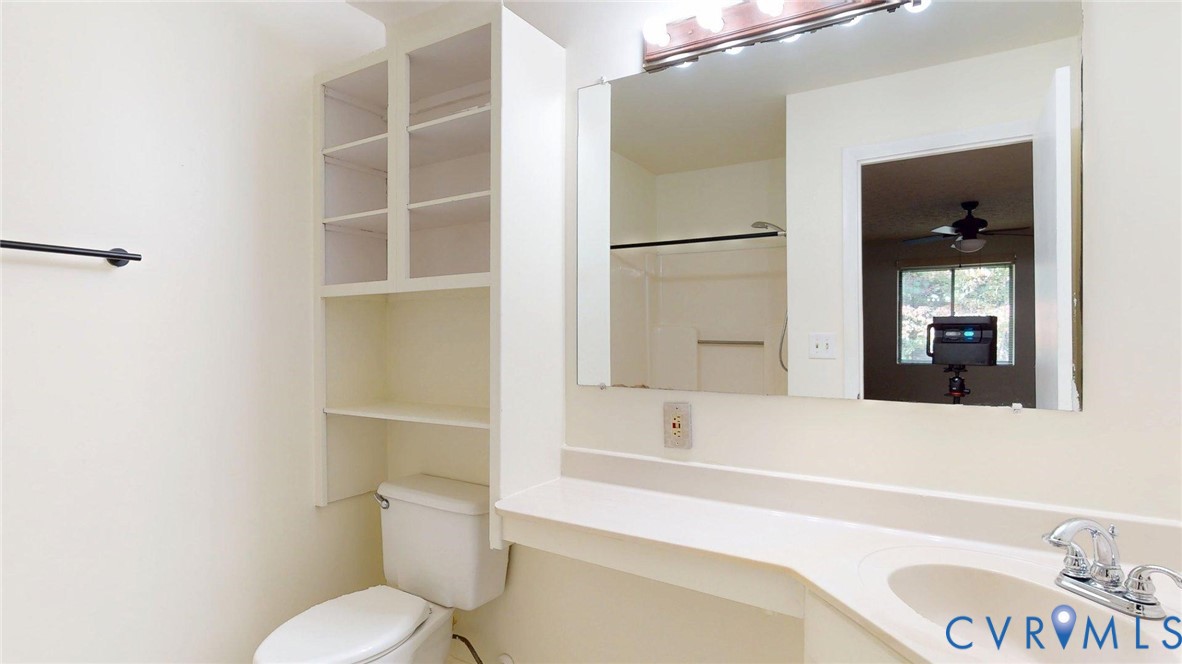 2106 Turtle Run Drive, Unit 7 Henrico, VA 23233 - Photo 15 of 24 Bathroom - New floors- Oct '25