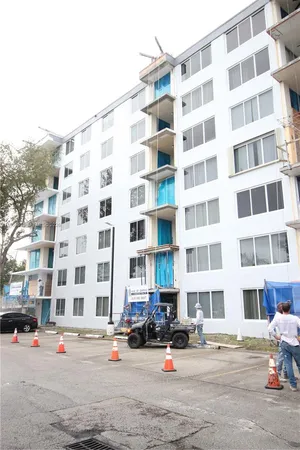 $1,800 | 17890 West Dixie Highway, Unit 519, North Miami Beach, FL 33160