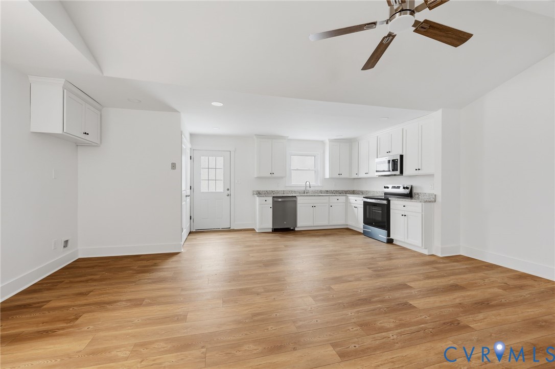 303 Dry Bridge Road Farmville, VA 23901 - Photo 23 of 23 The family room features an open floor plan with d