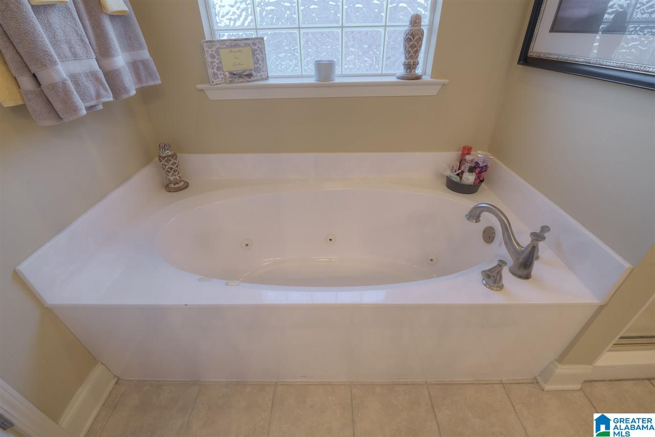 9671 Ridge Way Kimberly, AL 35091 - Photo 14 of 33