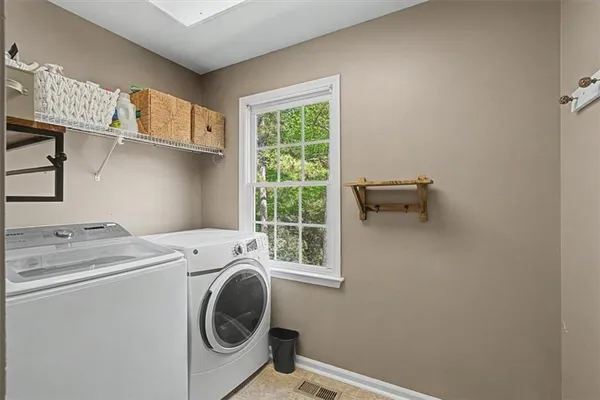 $419,999 | 229 Hunters Crossing, Dallas, GA 30157