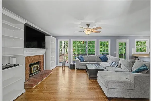 $419,999 | 229 Hunters Crossing, Dallas, GA 30157