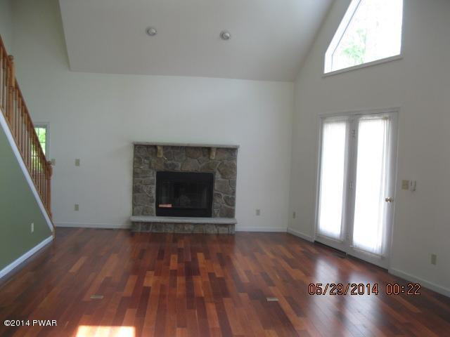 109 East Lakeview Road Lackawaxen, PA 18435 - Photo 9 of 20