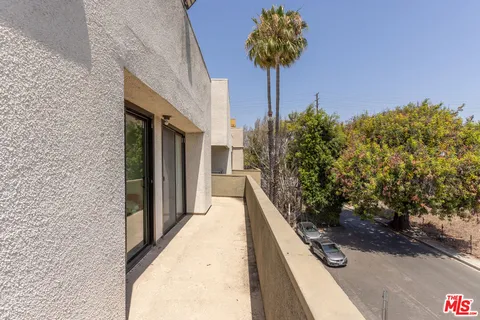 a picture of a outdoor space