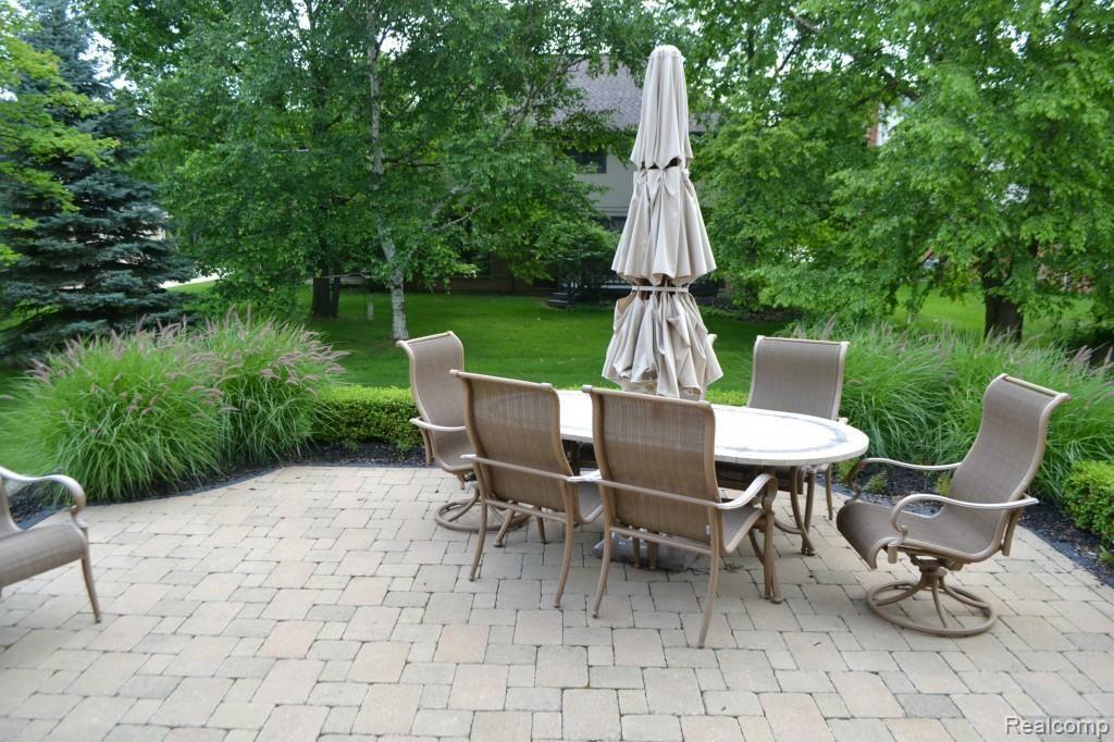 1708 Old Homestead Drive Rochester Hills, MI 48306 - Photo 48 of 55