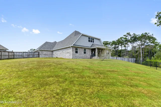 $592,000 | 2962 Juliette Drive, Ocean Springs, MS 39564