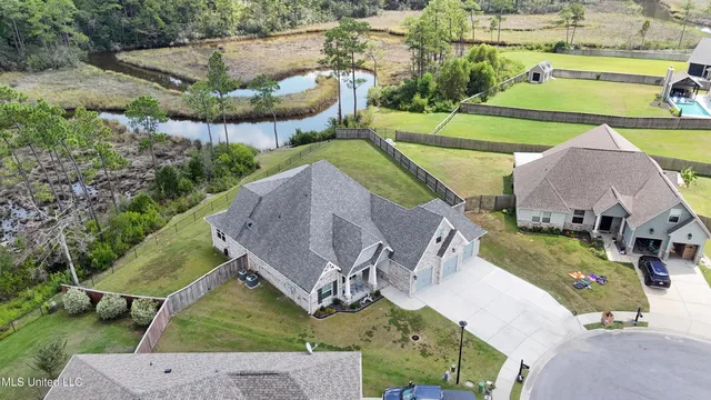 $592,000 | 2962 Juliette Drive, Ocean Springs, MS 39564